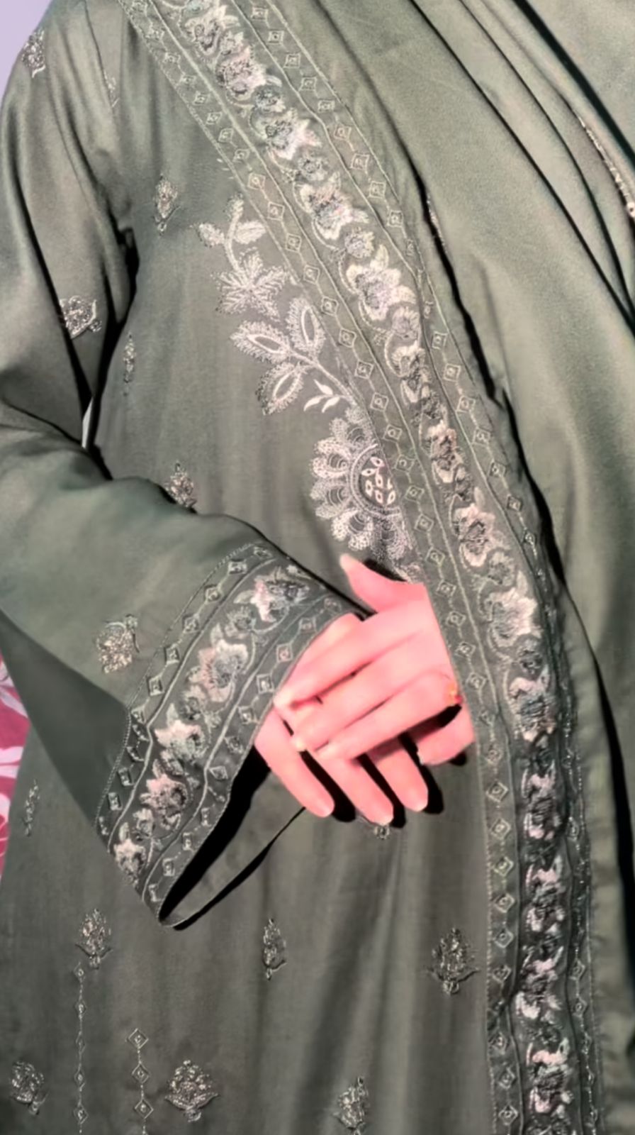 Green Danak Embroidered Shalwar Kameez - Image 3