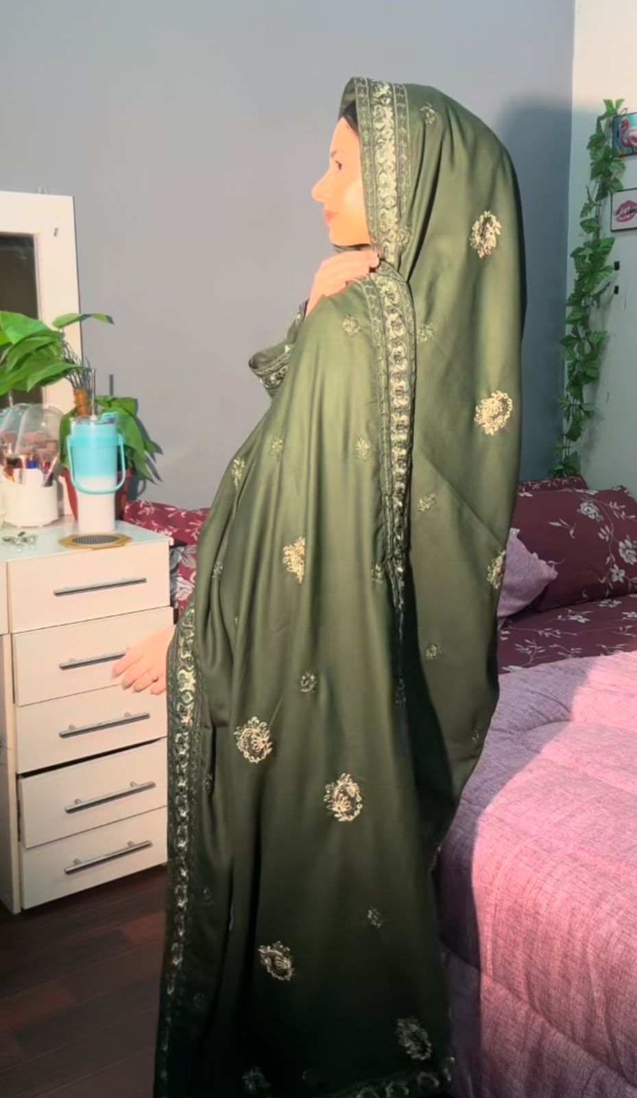 Green Danak Embroidered Shalwar Kameez - Image 2