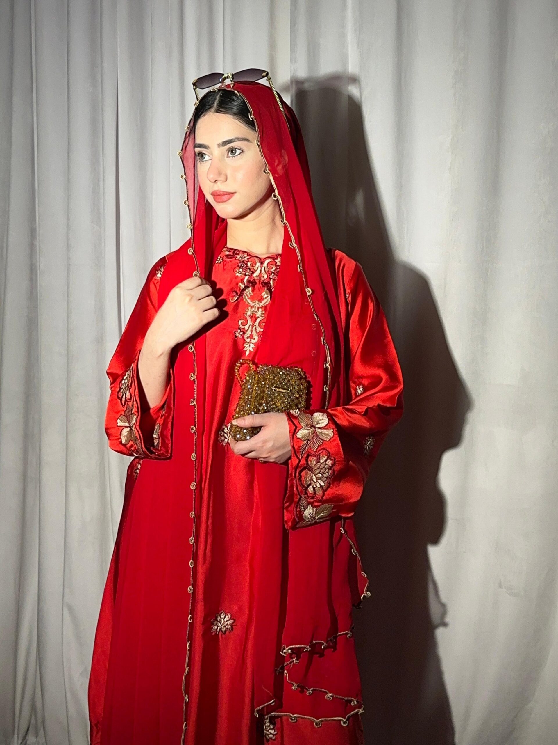 laal ishq kaftan - Image 3