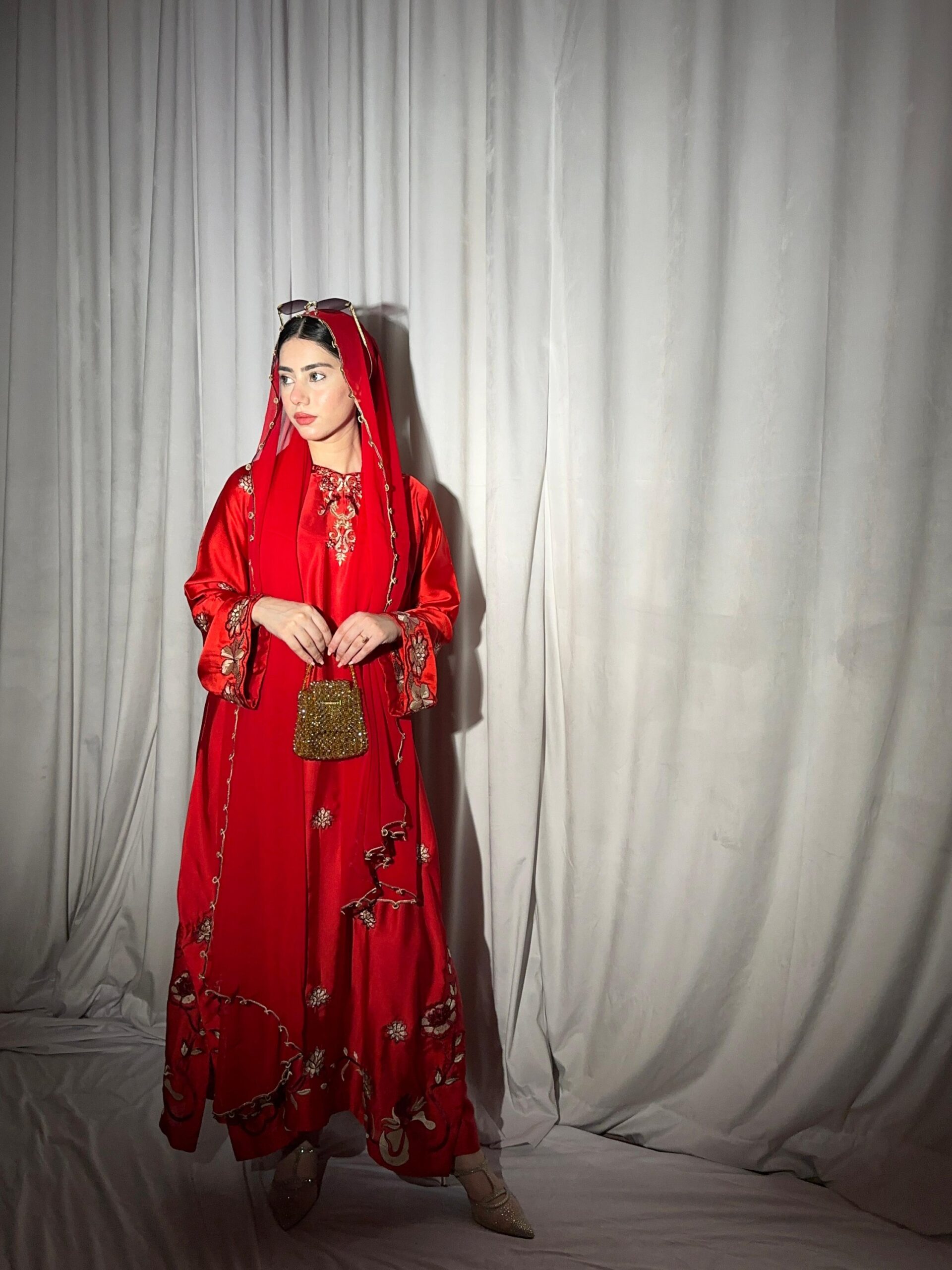 laal ishq kaftan - Image 6